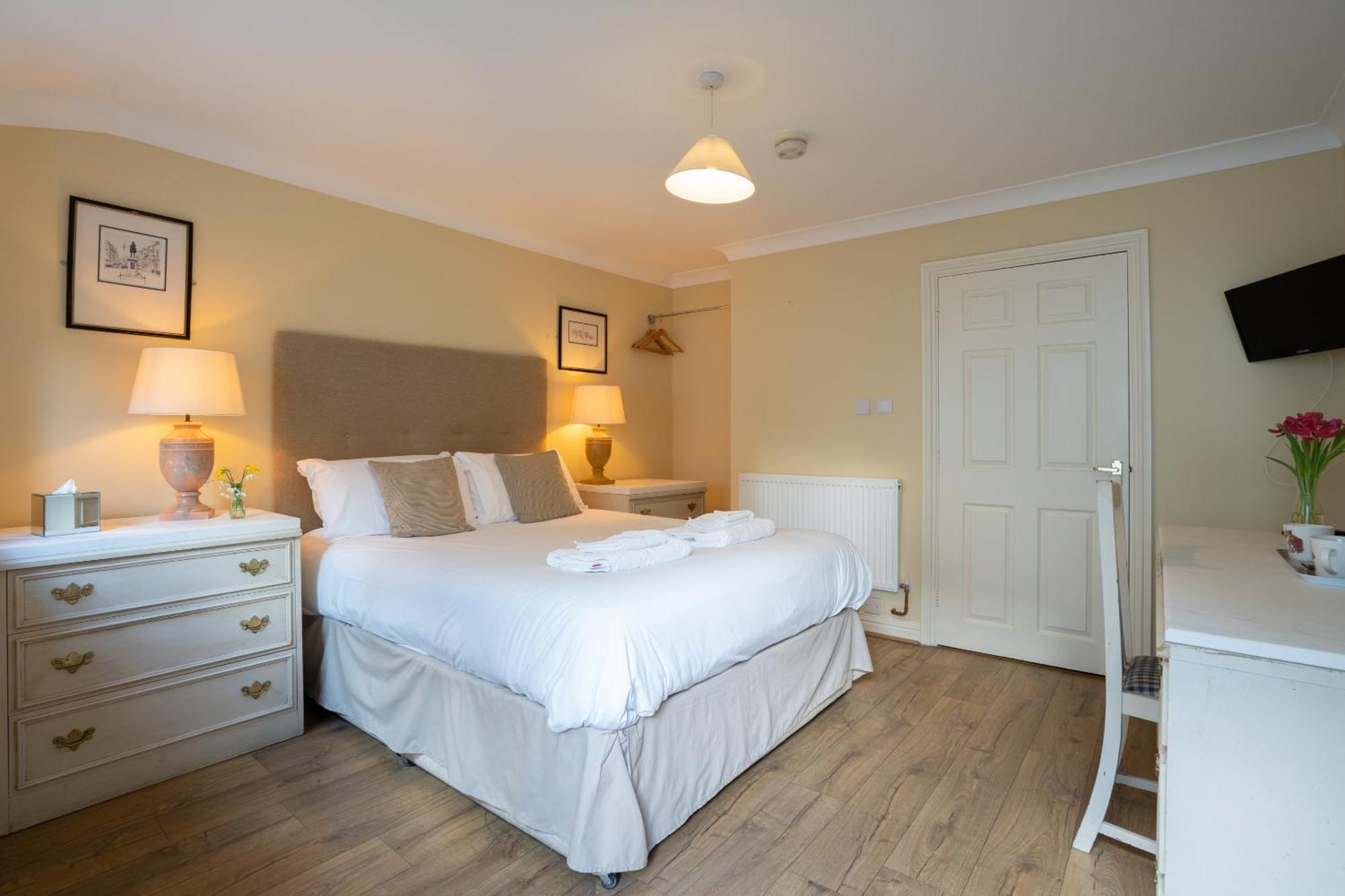 The Bedingfeld Arms Hotel Oxborough Kamer foto