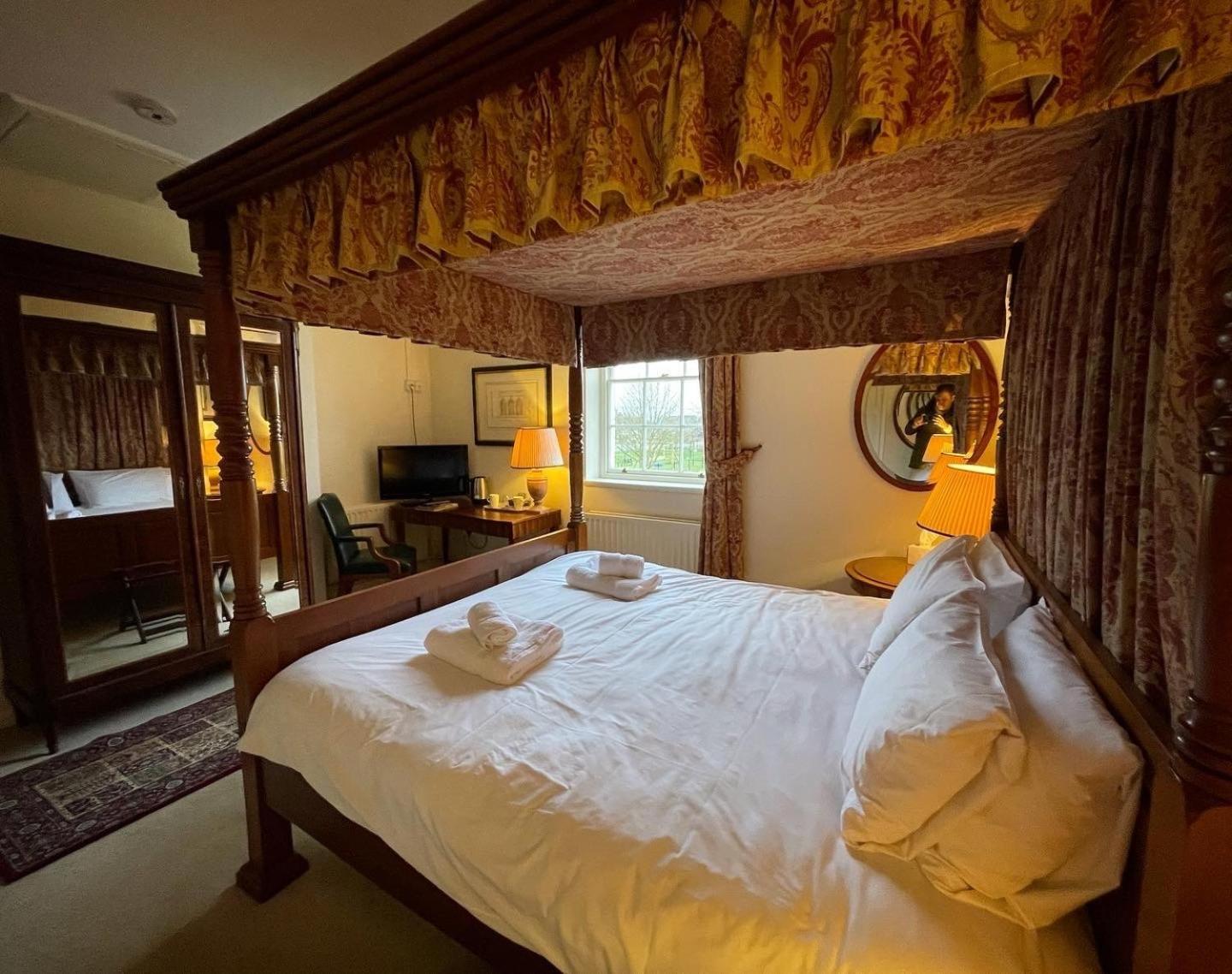 The Bedingfeld Arms Hotel Oxborough Buitenkant foto
