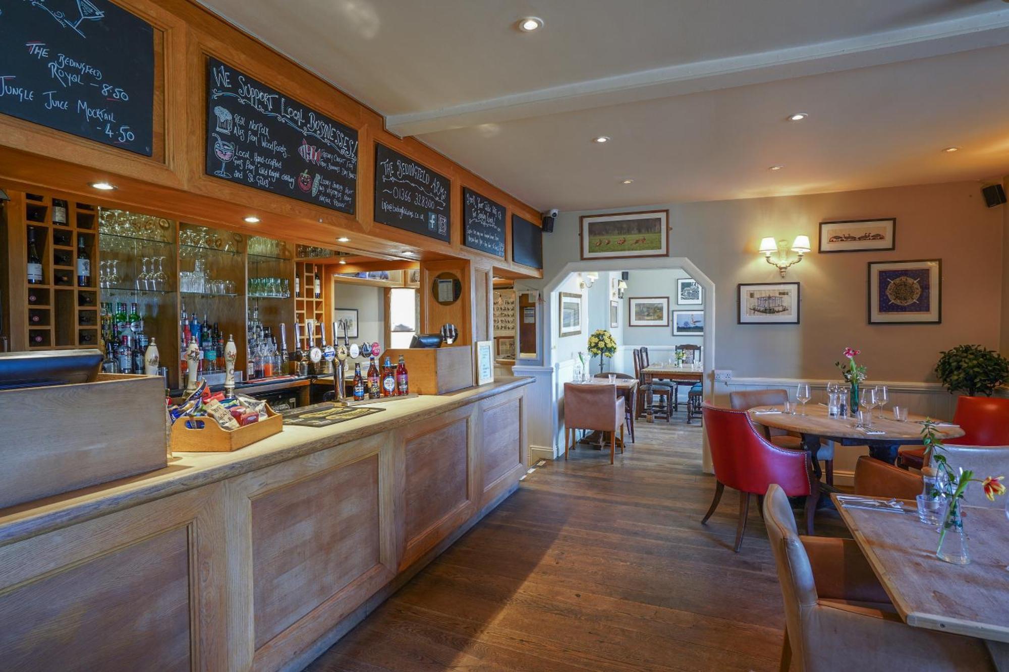 The Bedingfeld Arms Hotel Oxborough Buitenkant foto