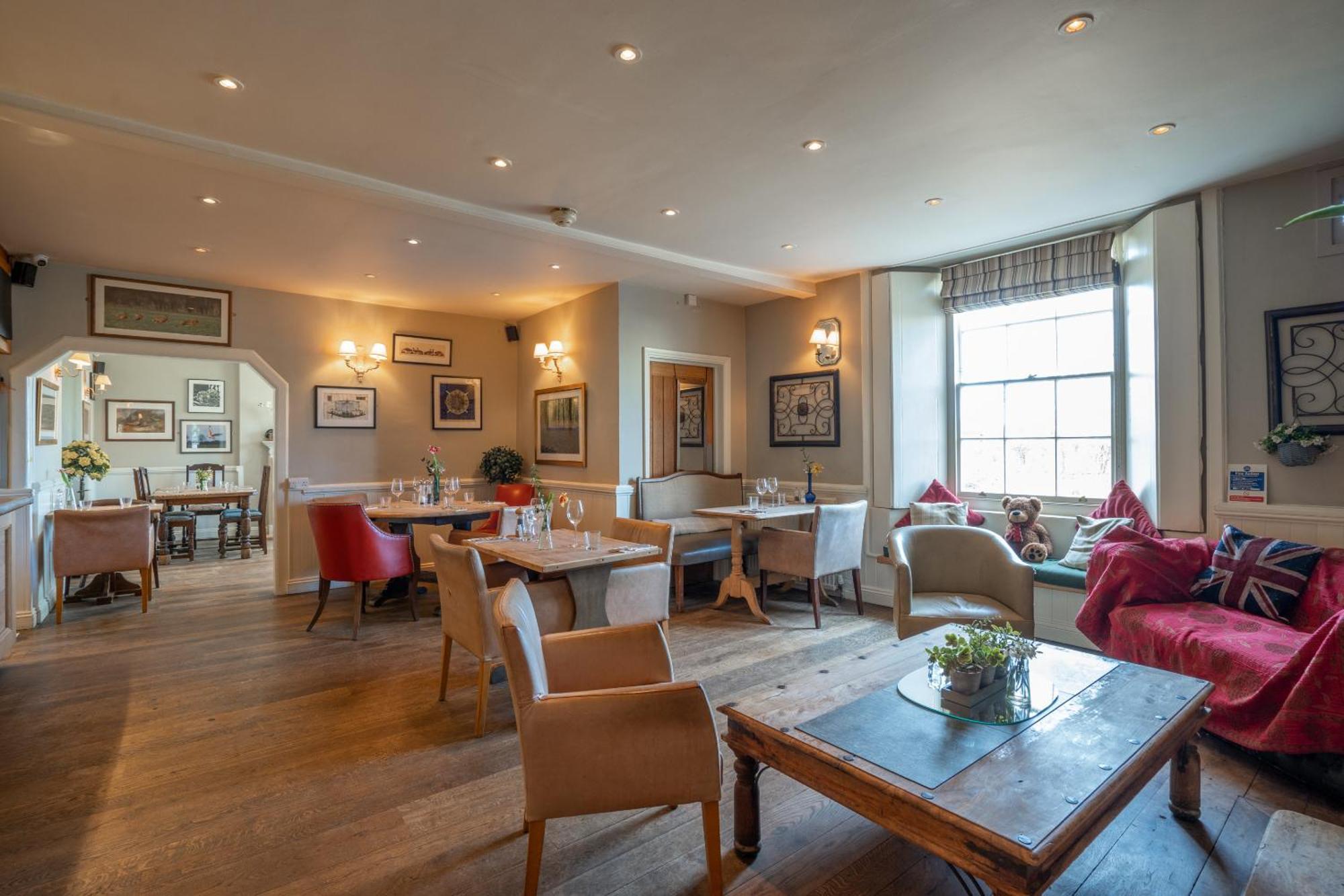 The Bedingfeld Arms Hotel Oxborough Buitenkant foto