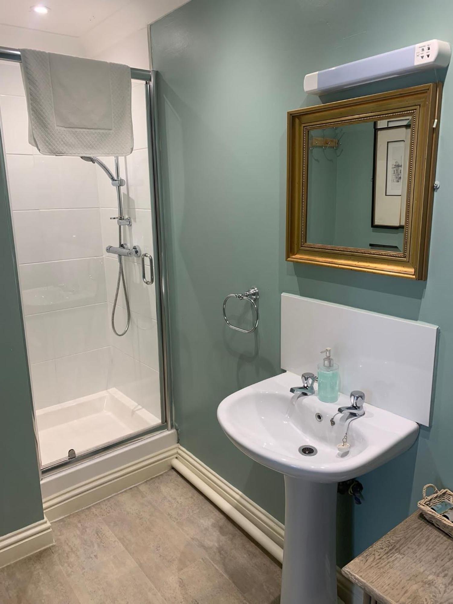 The Bedingfeld Arms Hotel Oxborough Kamer foto